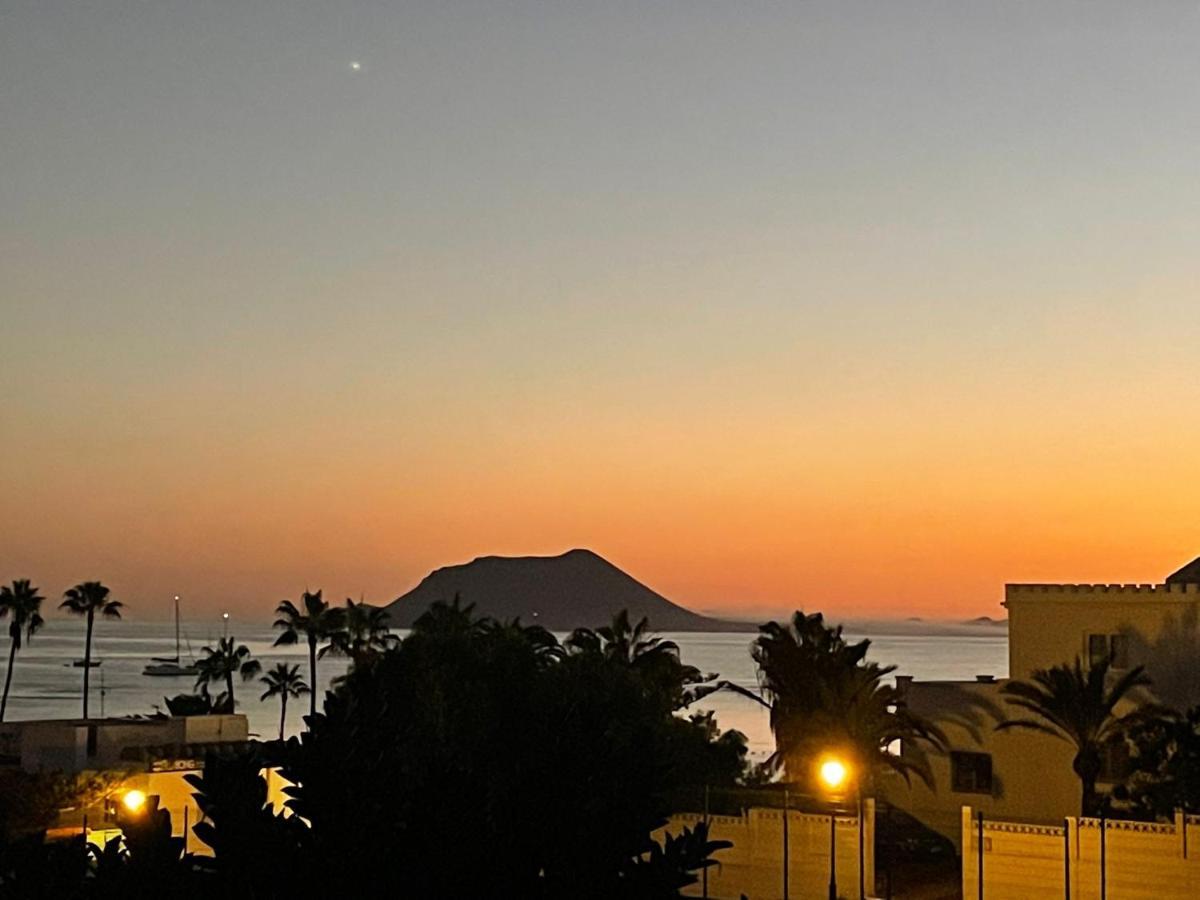 Alojamientos Playa Centro Corralejo 3 المظهر الخارجي الصورة